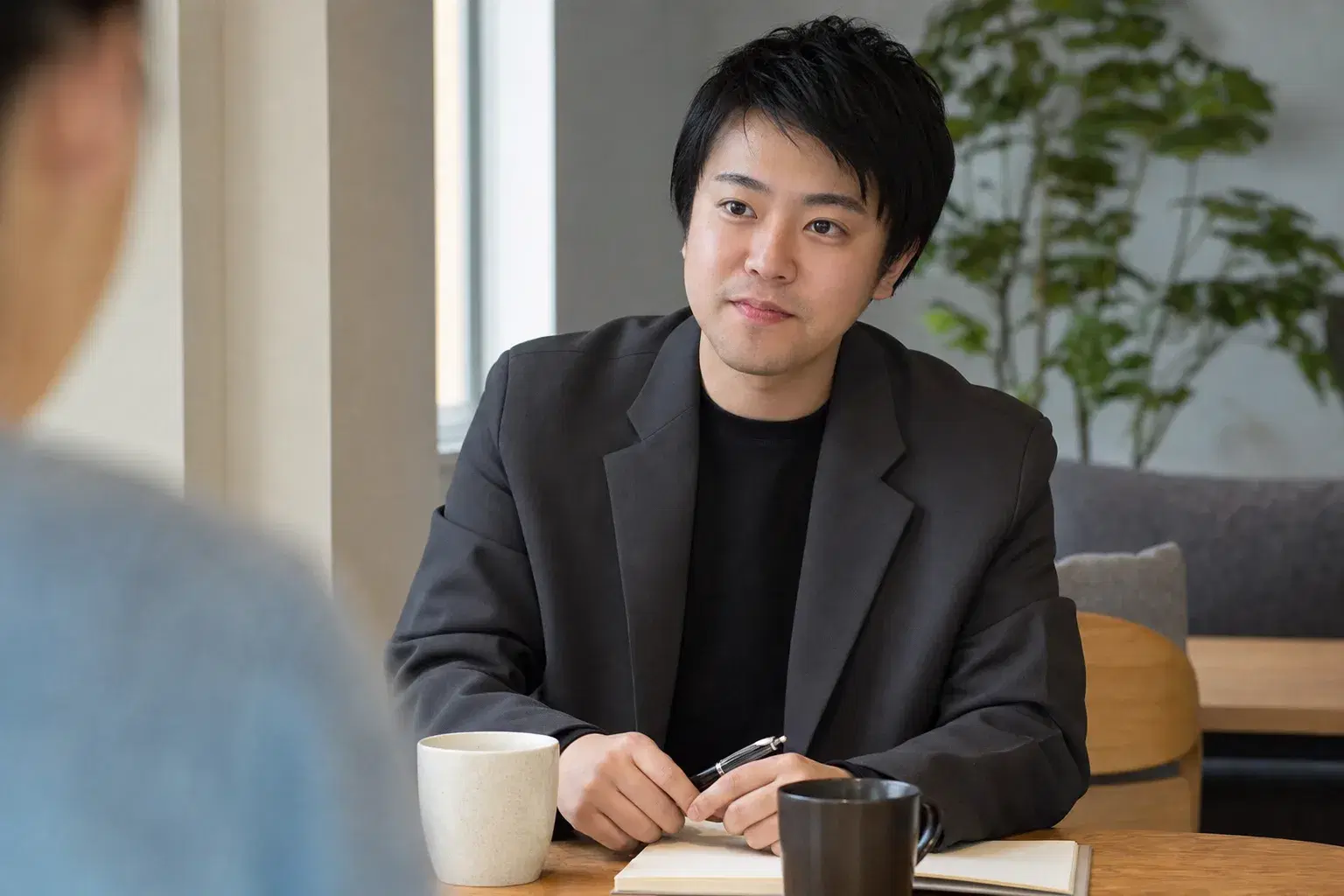AI顧問として壁打ち・伴走するイメージ